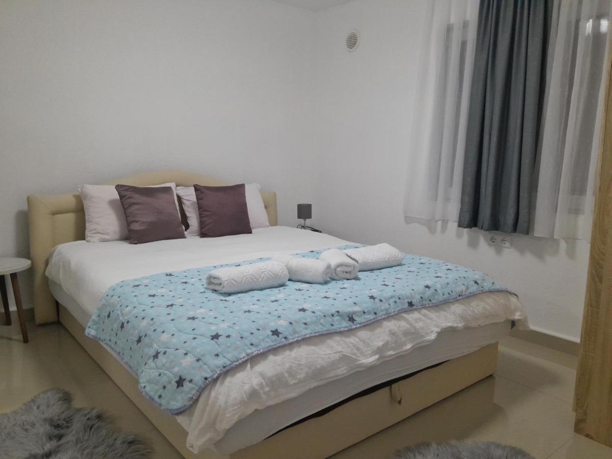 Apartmani Bet Gradacac 1 Maj Broj 24 Exterior photo